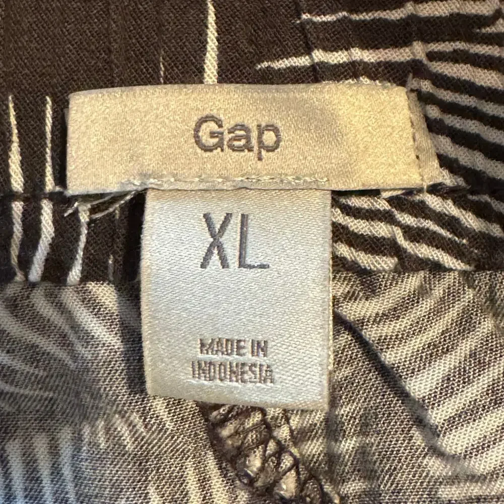2 Pairs Size XL Gap Drawstring Tropical Print Tassel Tie Shorts